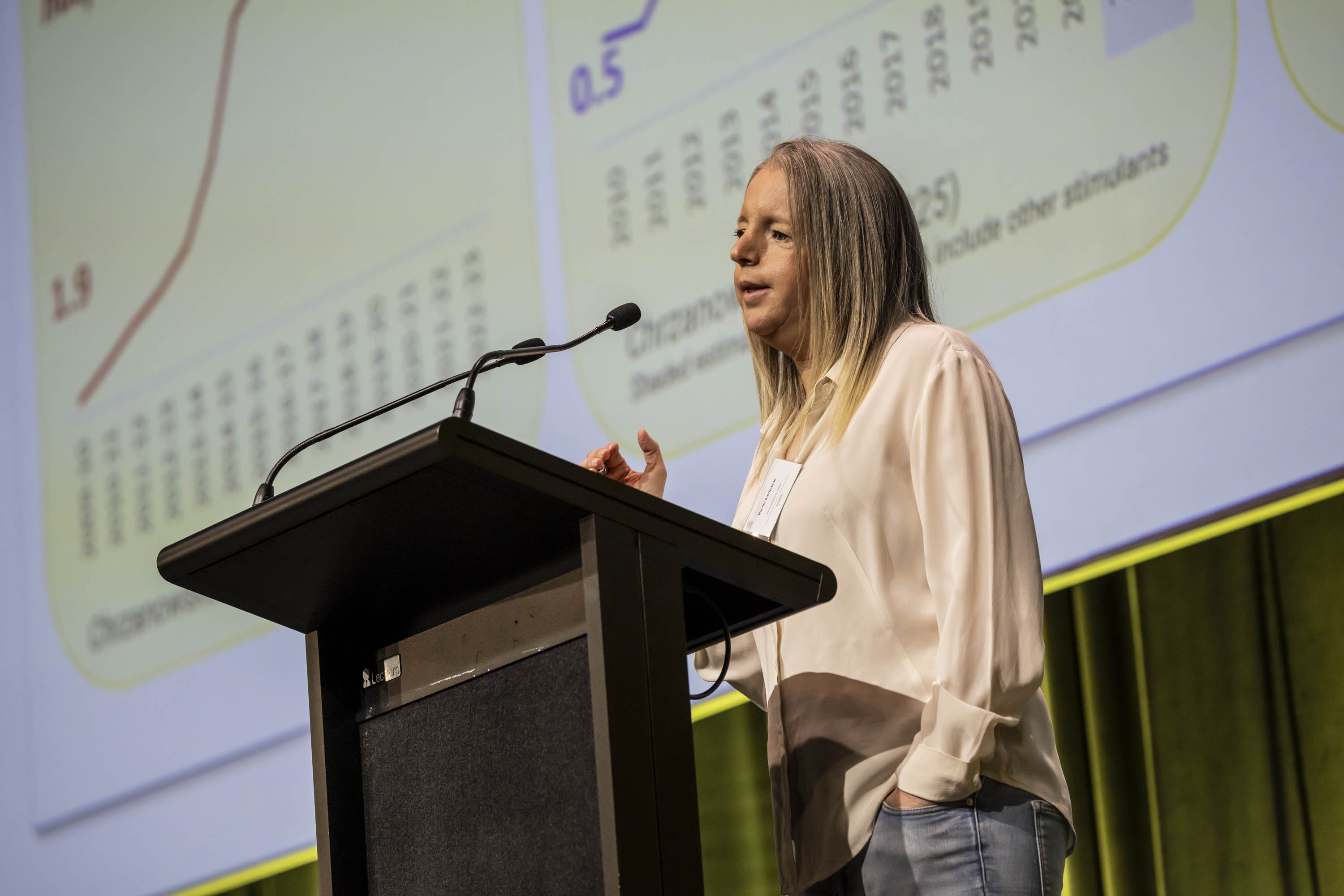 Dr Rachel Sutherland presenting about Drug Trends at NDARC's 2025 Symposium