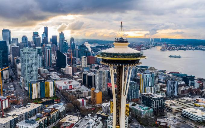 an aerial picture of a city